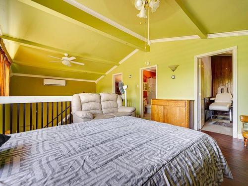 Bedroom - 546 6E Avenue Lac-Capri, Saint-Colomban, QC - Indoor Photo Showing Bedroom