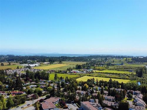 6-1184 Clarke Rd, Central Saanich, BC - Outdoor With View