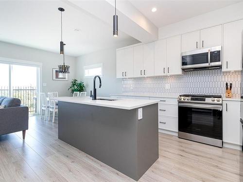 1149 Moonstone Loop, Langford, BC - Indoor Photo Showing Kitchen With Upgraded Kitchen