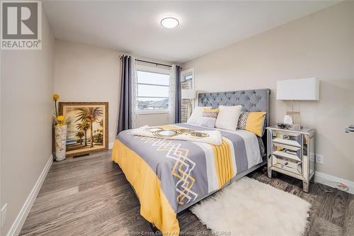 328 Benson Court, Amherstburg, ON - Indoor Photo Showing Bedroom