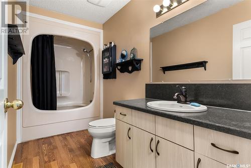 577 Macmurchy Avenue, Regina Beach, SK - Indoor Photo Showing Bathroom
