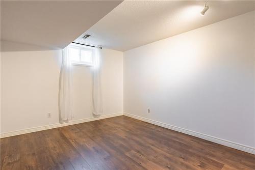 87 Monte Drive, Hamilton, ON - Indoor Photo Showing Other Room