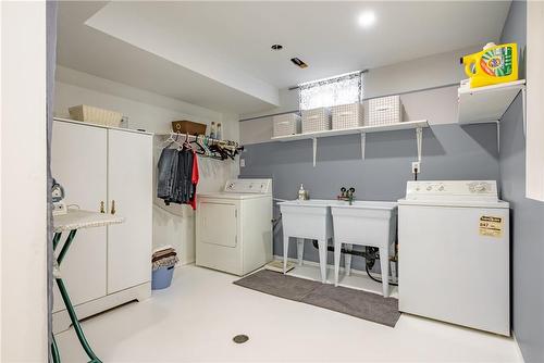 87 Monte Drive, Hamilton, ON - Indoor Photo Showing Laundry Room