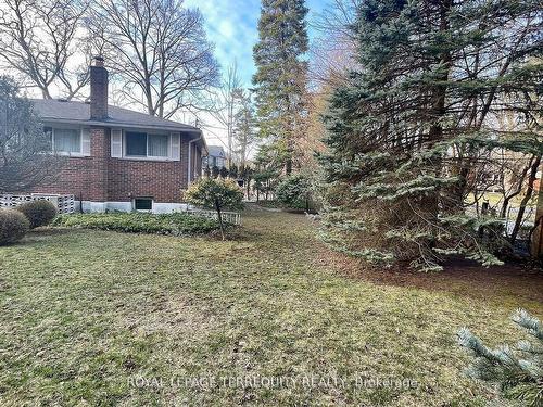 139 Sandwell Dr, Oakville, ON - Outdoor