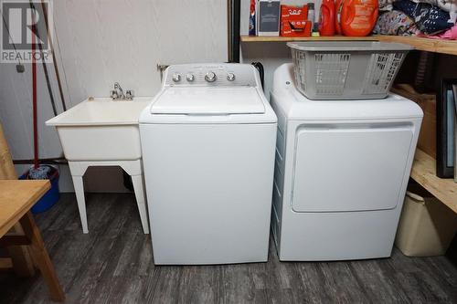 131 Meridian Ave, Temiskaming Shores, ON - Indoor Photo Showing Laundry Room