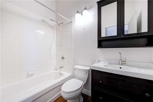 11 Rebecca Street|Unit #202, Hamilton, ON - Indoor Photo Showing Bathroom