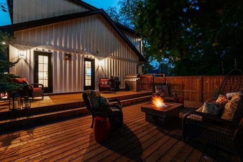 939 Teal Drive, Burlington, ON - Outdoor With Deck Patio Veranda With Exterior