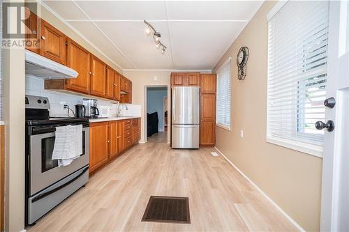 267 Cecelia Street, Pembroke, ON - Indoor Photo Showing Kitchen