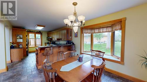 127 Drake St, Sault Ste. Marie, ON - Indoor Photo Showing Dining Room