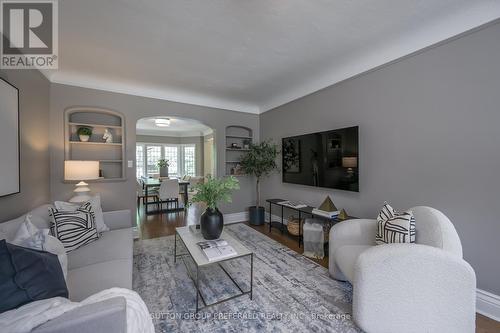 48 Windsor Avenue, London, ON - Indoor Photo Showing Living Room