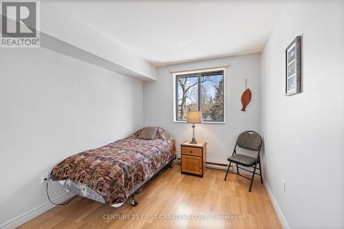 304 - 3355 Sandwich Street, Windsor, ON - Indoor Photo Showing Bedroom