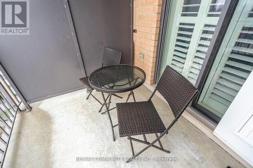718 - 16 Dallimore Circle, Toronto, ON - Outdoor With Exterior