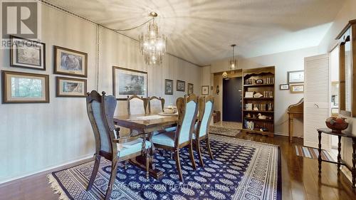 301 - 10 Muirhead Road, Toronto, ON - Indoor Photo Showing Dining Room