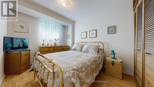 301 - 10 Muirhead Road, Toronto, ON - Indoor Photo Showing Bedroom