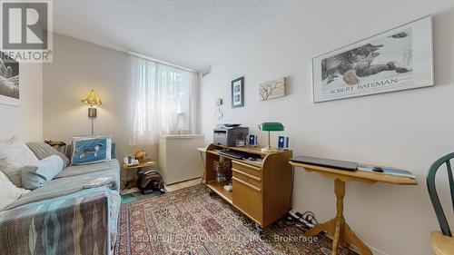 301 - 10 Muirhead Road, Toronto, ON - Indoor