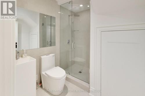 91 Alameda Avenue, Toronto, ON - Indoor Photo Showing Bathroom