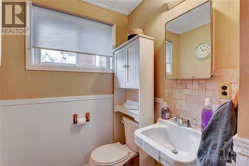 3100 Kinburn Side Road, Ottawa, ON - Indoor Photo Showing Bathroom
