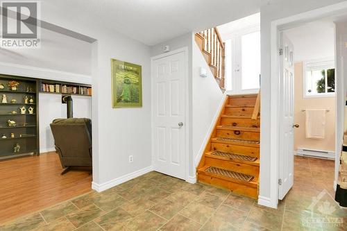 902 Morris Street, Rockland, ON - Indoor Photo Showing Other Room