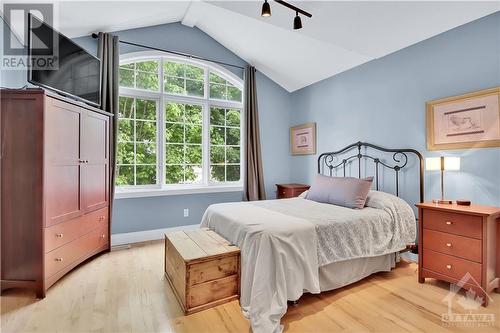 52 Forest Gate Way, Ottawa, ON - Indoor Photo Showing Bedroom