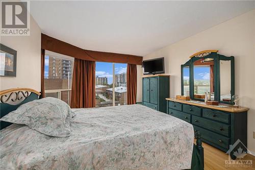 545 St Laurent Boulevard Unit#602, Ottawa, ON - Indoor Photo Showing Bedroom