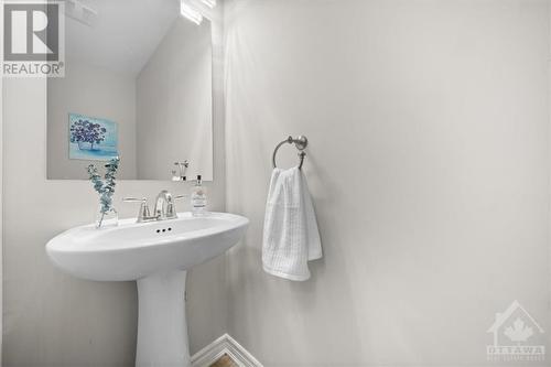 613 Calla Lily Terrace, Ottawa, ON - Indoor Photo Showing Bathroom