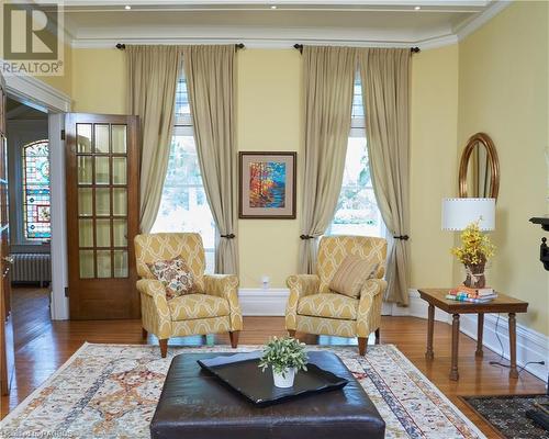 932 3Rd Avenue W, Owen Sound, ON - Indoor Photo Showing Dining Room