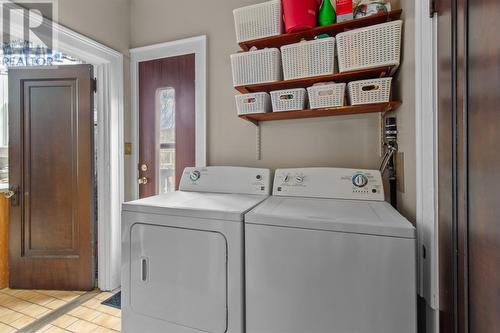 21 Waterford Bridge Road, St.John'S, NL - Indoor Photo Showing Laundry Room