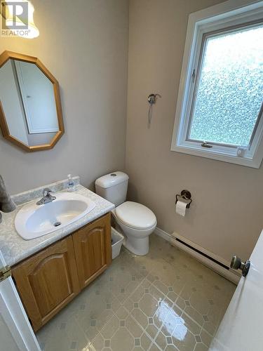 148 Pine Line, Logy Bay - Middle Cove, NL - Indoor Photo Showing Bathroom