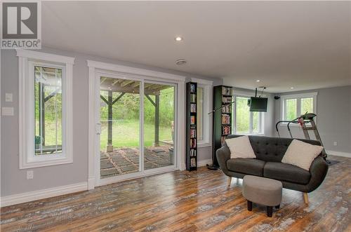 84 Anabelle Crescent, Moncton, NB - Indoor Photo Showing Living Room