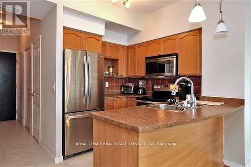 3402 - 18 Yonge Street, Toronto, ON - Indoor Photo Showing Kitchen With Stainless Steel Kitchen With Double Sink