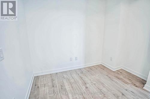805 - 220 Missinnihe Way, Mississauga, ON - Indoor Photo Showing Other Room