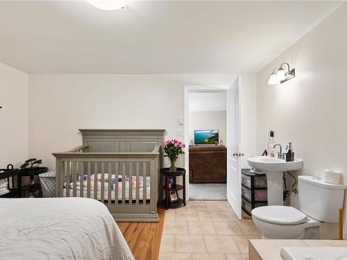 1783 Canuck Cres, Qualicum Beach, BC - Indoor Photo Showing Bedroom