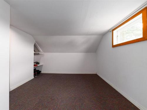 3061 Albina St, Saanich, BC - Indoor Photo Showing Other Room