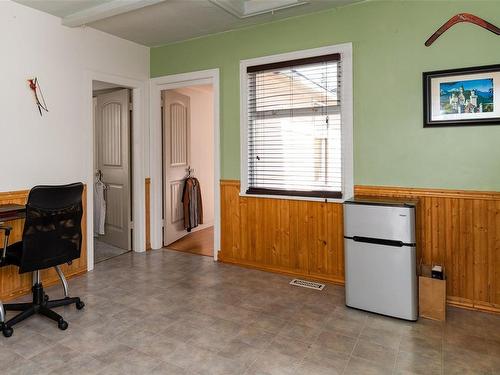 3061 Albina St, Saanich, BC - Indoor Photo Showing Other Room