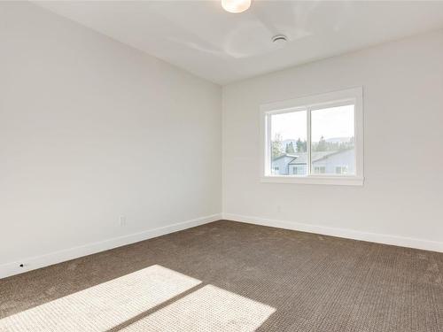 12-420 Cook St, Ladysmith, BC - Indoor Photo Showing Other Room