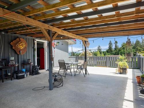 8008\8010 Queen St, Crofton, BC - Indoor Photo Showing Basement