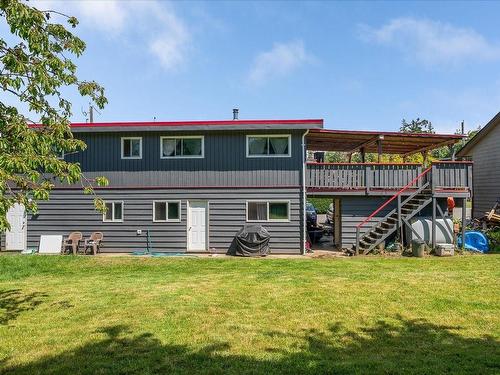 8008\8010 Queen St, Crofton, BC - Outdoor