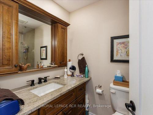 146 Woodfield Dr, Georgina, ON - Indoor Photo Showing Bathroom