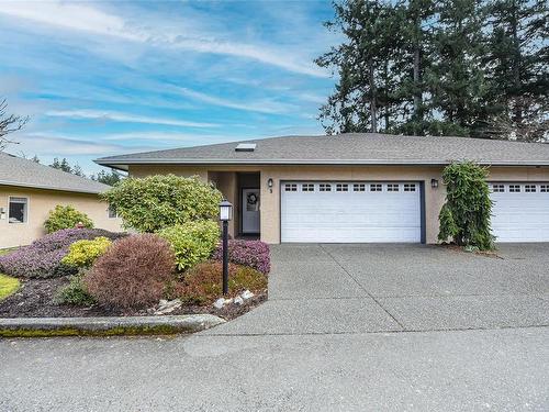 9-352 Douglas St, Comox, BC - Outdoor