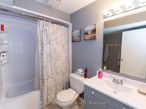 56 Princess St, Orangeville, ON - Indoor Photo Showing Bathroom