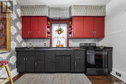 2053 Montreal Street, Regina, SK - Indoor Photo Showing Kitchen