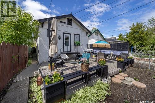 2053 Montreal Street, Regina, SK - Outdoor With Exterior