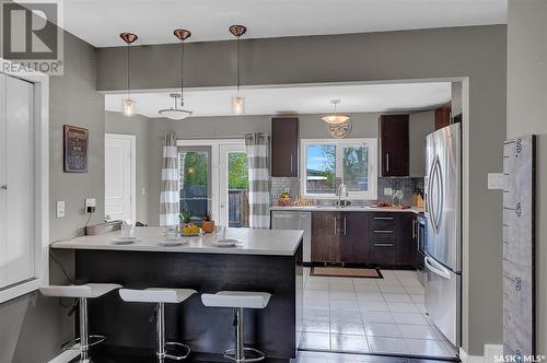 1327 6Th Avenue Nw, Moose Jaw, SK - Indoor Photo Showing Kitchen With Upgraded Kitchen