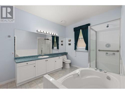 3360 Old Okanagan Highway Unit# 142 Lot# Strata Lot, West Kelowna, BC - Indoor Photo Showing Bathroom