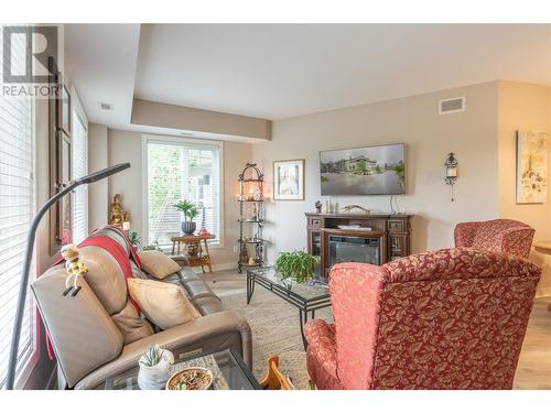 3645 Carrington Road Unit# 119, West Kelowna, BC - Indoor Photo Showing Living Room