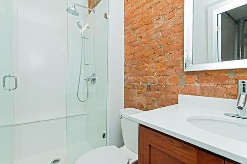193 King Street E|Unit #303, Hamilton, ON - Indoor Photo Showing Bathroom