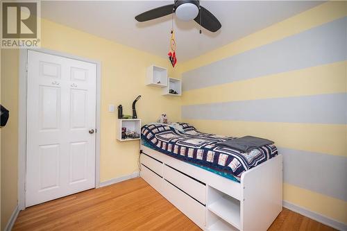 49 Mary Street, Petawawa, ON - Indoor Photo Showing Bedroom