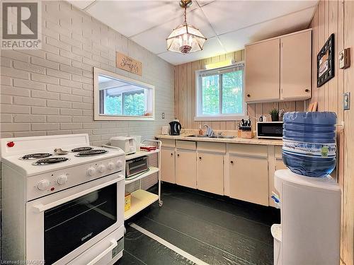 132 Maple Drive, Northern Bruce Peninsula, ON - Indoor Photo Showing Kitchen With Double Sink
