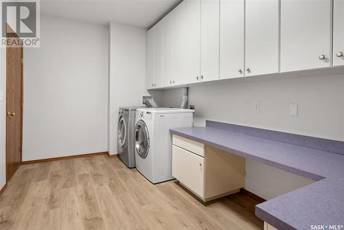 6225 Central Avenue, Saskatoon, SK - Indoor Photo Showing Laundry Room