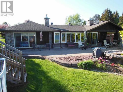 87 River Rd, Sault Ste Marie, ON - Outdoor With Above Ground Pool